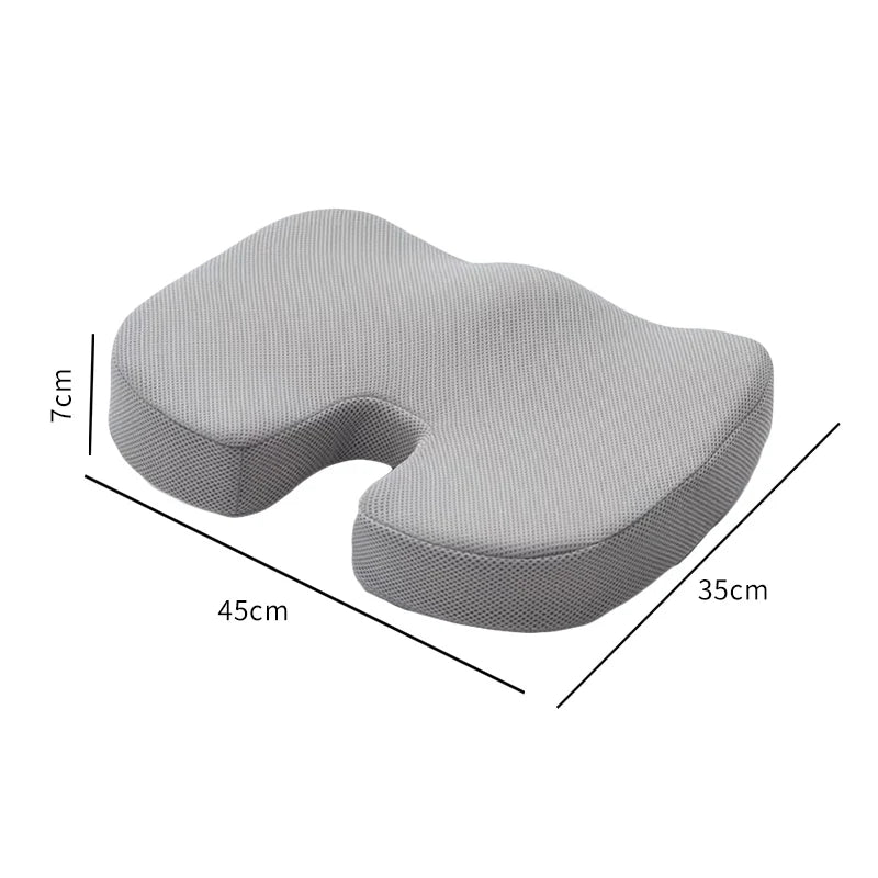 image montrant les dimensions d'un coussin pour coccyx gris